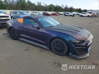 Czwarte zdjęcie samochodu z boku: 2019 FORD MUSTANG VIN:1FA6P8TH2K5156820 - miniatura