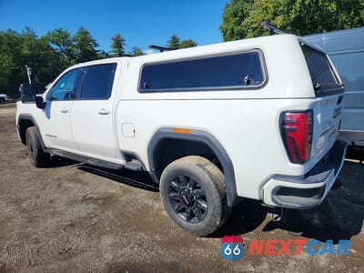 Drugie zdjęcie samochodu z przodu: 2024 GMC SIERRA K2500 AT4 VIN:1GT49PEY9RF232069 - miniatura