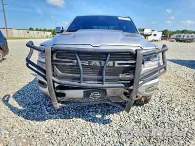 Piąte zdjęcie samochodu w środku: 2019 RAM 1500 LARAMIE VIN:1C6SRFJT6KN807906 - miniatura