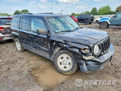 Czwarte zdjęcie samochodu z boku: 2014 JEEP PATRIOT SPORT VIN:1C4NJPBB7ED909296 - miniatura