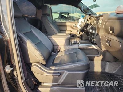 Zdjęcie 10 z 12 samochodu: 2024 GMC SIERRA DENALI VIN:3GTNUAEK4RG364151 - miniatura