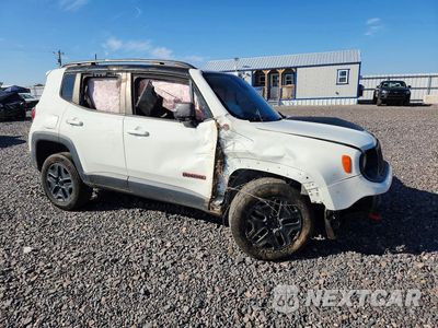 Czwarte zdjęcie samochodu z boku: 2018 JEEP RENEGADE TRAILHAWK VIN:ZACCJBCB5JPG79522 - miniatura