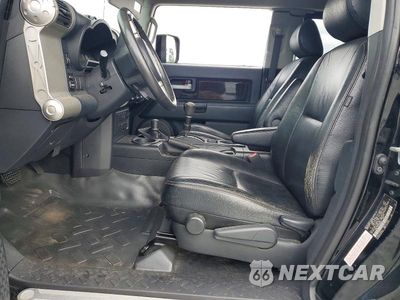 Zdjęcie 7 z 14 samochodu: 2007 TOYOTA FJ CRUISER BASE VIN:JTEBU11F270059093 - miniatura