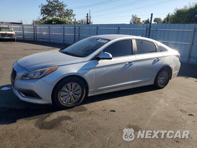 2017 HYUNDAI SONATA HYBRID SE KMHE24L17HA059589 - główne zdjęcie licytacji z USA - miniatura