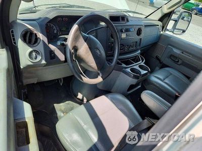 Zdjęcie 8 z 13 samochodu: 2009 FORD ECONOLINE E350 SUPER DUTY VAN VIN:1FTSE34L99DA27865 - miniatura