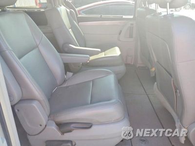 Zdjęcie 11 z 13 samochodu: 2012 VOLKSWAGEN ROUTAN SE VIN:2C4RVABGXCR353901 - miniatura