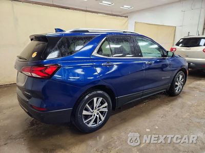 Trzecie zdjęcie samochodu z tyłu: 2022 CHEVROLET EQUINOX PREMIER VIN:2GNAXNEV5N6117127 - miniatura