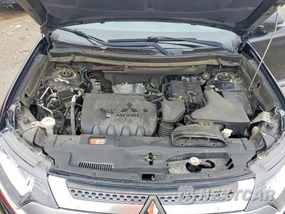 Zdjęcie 12 z 13 samochodu: 2019 MITSUBISHI OUTLANDER SE VIN:JA4AZ3A35KZ038787 - miniatura