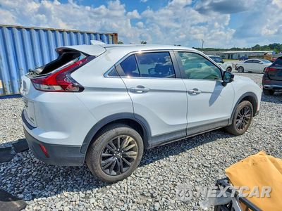 Trzecie zdjęcie samochodu z tyłu: 2025 MITSUBISHI ECLIPSE CROSS LE VIN:JA4ATVAA1SZ009072 - miniatura