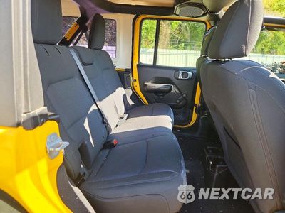 Zdjęcie 10 z 13 samochodu: 2018 JEEP WRANGLER UNLIMITED SPORT VIN:1C4HJXDN8JW252415 - miniatura