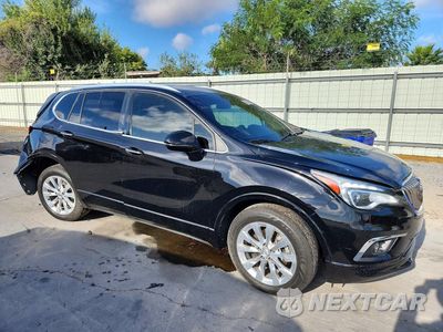 Czwarte zdjęcie samochodu z boku: 2018 BUICK ENVISION ESSENCE VIN:LRBFX1SA1JD114664 - miniatura