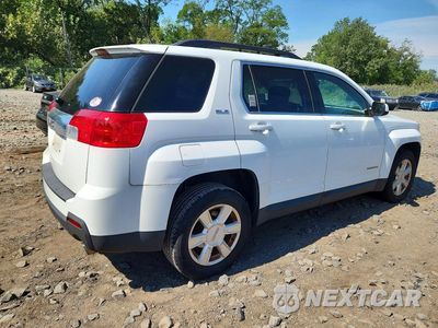 Trzecie zdjęcie samochodu z tyłu: 2013 GMC TERRAIN SLE VIN:2GKFLSE3XD6223860 - miniatura