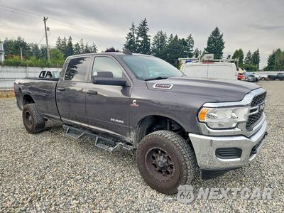 Czwarte zdjęcie samochodu z boku: 2019 RAM 2500 TRADESMAN VIN:3C6UR5HL4KG674466 - miniatura