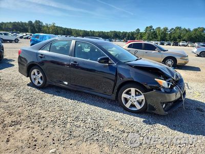 Czwarte zdjęcie samochodu z boku: 2014 TOYOTA CAMRY SE VIN:4T1BF1FKXEU420074 - miniatura
