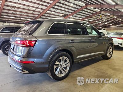 Trzecie zdjęcie samochodu z tyłu: 2020 AUDI Q7 PREMIUM PLUS VIN:WA1LXAF73LD007437 - miniatura