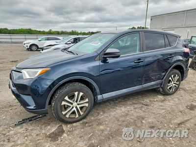 2018 TOYOTA RAV4 LE 2T3ZFREV7JW502905 - główne zdjęcie licytacji z USA - miniatura