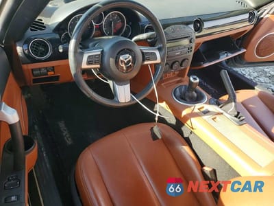 Zdjęcie 8 z 12 samochodu: 2007 MAZDA MX-5 MIATA VIN:JM1NC26F970125741 - miniatura