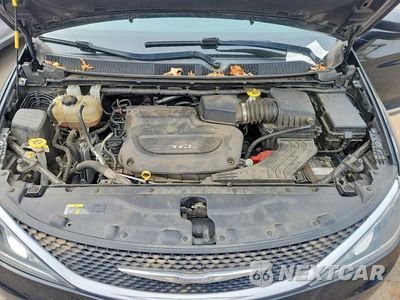 Zdjęcie 11 z 12 samochodu: 2017 CHRYSLER PACIFICA TOURING L VIN:2C4RC1BG8HR591095 - miniatura