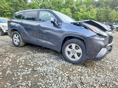 Czwarte zdjęcie samochodu z boku: 2023 TOYOTA HIGHLANDER LE VIN:5TDKDRAH1PS503582 - miniatura