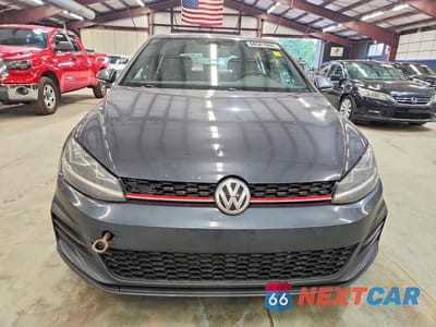 Piąte zdjęcie samochodu w środku: 2020 VOLKSWAGEN GTI S VIN:3VW5T7AU5LM016894 - miniatura