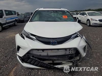 Piąte zdjęcie samochodu w środku: 2022 TOYOTA SIENNA XSE VIN:5TDDSKFC4NS059419 - miniatura