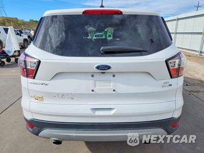 Zdjęcie 6 z 13 samochodu: 2017 FORD ESCAPE SE VIN:1FMCU9GD9HUC34474 - miniatura