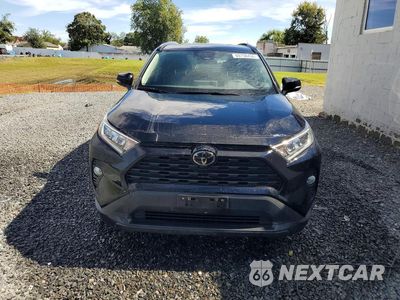 Piąte zdjęcie samochodu w środku: 2020 TOYOTA RAV4 XLE PREMIUM VIN:JTMA1RFV8LD526740 - miniatura