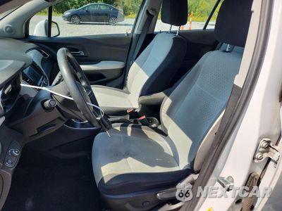 Zdjęcie 7 z 12 samochodu: 2020 CHEVROLET TRAX LS VIN:3GNCJNSB7LL185877 - miniatura