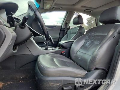 Zdjęcie 7 z 12 samochodu: 2013 HYUNDAI SONATA HYBRID VIN:KMHEC4A48DA050971 - miniatura
