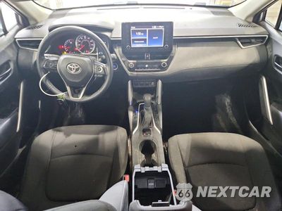 Zdjęcie 8 z 13 samochodu: 2022 TOYOTA COROLLA CROSS LE VIN:7MUBAABG6NV008782 - miniatura