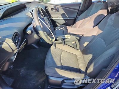 Zdjęcie 7 z 13 samochodu: 2016 TOYOTA PRIUS TWO VIN:JTDKBRFU4G3518073 - miniatura