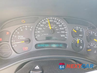 Zdjęcie 9 z 13 samochodu: 2003 CHEVROLET TAHOE K1500 VIN:1GNEK13T53R173998 - miniatura