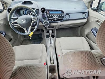 Zdjęcie 8 z 12 samochodu: 2010 HONDA INSIGHT LX VIN:JHMZE2H59AS006372 - miniatura