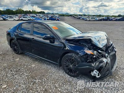 Czwarte zdjęcie samochodu z boku: 2021 TOYOTA CAMRY SE NIGHTSHADE VIN:4T1G11AK5MU407856 - miniatura