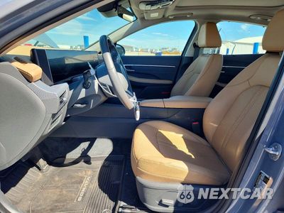 Zdjęcie 7 z 13 samochodu: 2024 HYUNDAI SONATA HYBRID LIMITED VIN:KMHL54JJ5RA092027 - miniatura