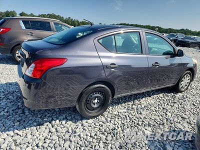 Trzecie zdjęcie samochodu z tyłu: 2015 NISSAN VERSA 1.6 S VIN:3N1CN7AP4FL893484 - miniatura