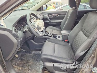 Zdjęcie 7 z 14 samochodu: 2017 NISSAN ROGUE S VIN:KNMAT2MV9HP523176 - miniatura