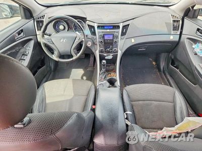 Zdjęcie 8 z 12 samochodu: 2011 HYUNDAI SONATA SE VIN:5NPEC4AC6BH248403 - miniatura