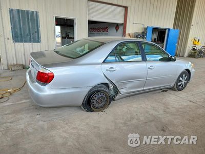 Trzecie zdjęcie samochodu z tyłu: 2006 TOYOTA CAMRY STANDARD VIN:4T1BE32K26U737126 - miniatura