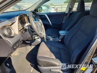 Zdjęcie 7 z 13 samochodu: 2015 TOYOTA RAV4 LE VIN:JTMZFREV2FD057638 - miniatura