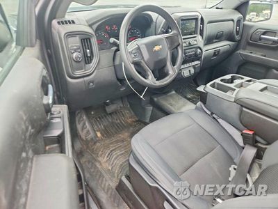 Zdjęcie 8 z 12 samochodu: 2019 CHEVROLET SILVERADO C1500 VIN:3GCNWAEH4KG299158 - miniatura