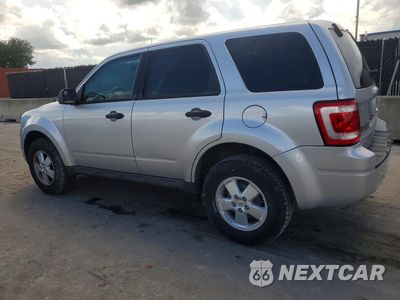 Drugie zdjęcie samochodu z przodu: 2010 FORD ESCAPE XLS VIN:1FMCU0C7XAKC41222 - miniatura