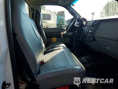 Zdjęcie 11 z 13 samochodu: 2016 FORD F650 SUPER DUTY BOX TRUCK VIN:1FDNF6AY1GDA01071 - miniatura
