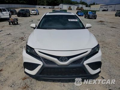 Piąte zdjęcie samochodu w środku: 2023 TOYOTA CAMRY SE VIN:4T1T11AK0PU755051 - miniatura