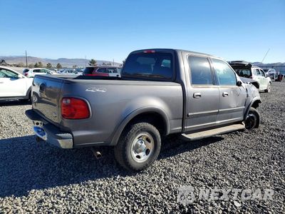 Trzecie zdjęcie samochodu z tyłu: 2003 FORD F150 SUPERCREW VIN:1FTRW08L83KD52613 - miniatura