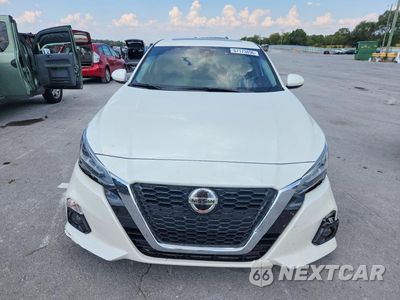 Piąte zdjęcie samochodu w środku: 2019 NISSAN ALTIMA SV VIN:1N4BL4DV0KC181055 - miniatura