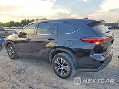 Drugie zdjęcie samochodu z przodu: 2022 TOYOTA HIGHLANDER XLE VIN:5TDGZRAH2NS125728 - miniatura