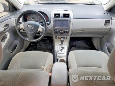Zdjęcie 8 z 12 samochodu: 2011 TOYOTA COROLLA LE VIN:2T1BU4EE1BC650120 - miniatura