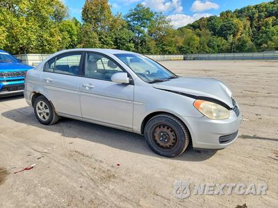 Czwarte zdjęcie samochodu z boku: 2008 HYUNDAI ACCENT GLS VIN:KMHCN46C88U244180 - miniatura