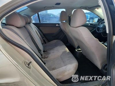 Zdjęcie 10 z 12 samochodu: 2012 VOLKSWAGEN JETTA BASE VIN:3VW2K7AJ7CM126681 - miniatura